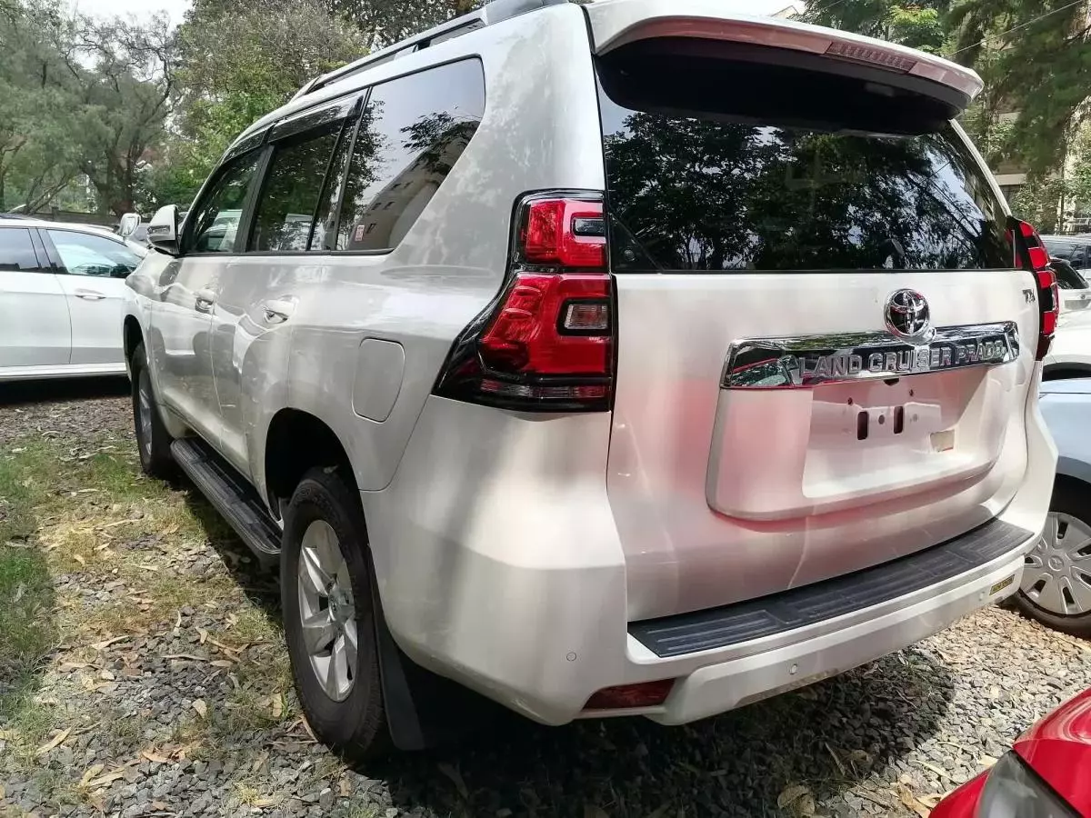 Toyota Landcruiser prado TX - 2017
