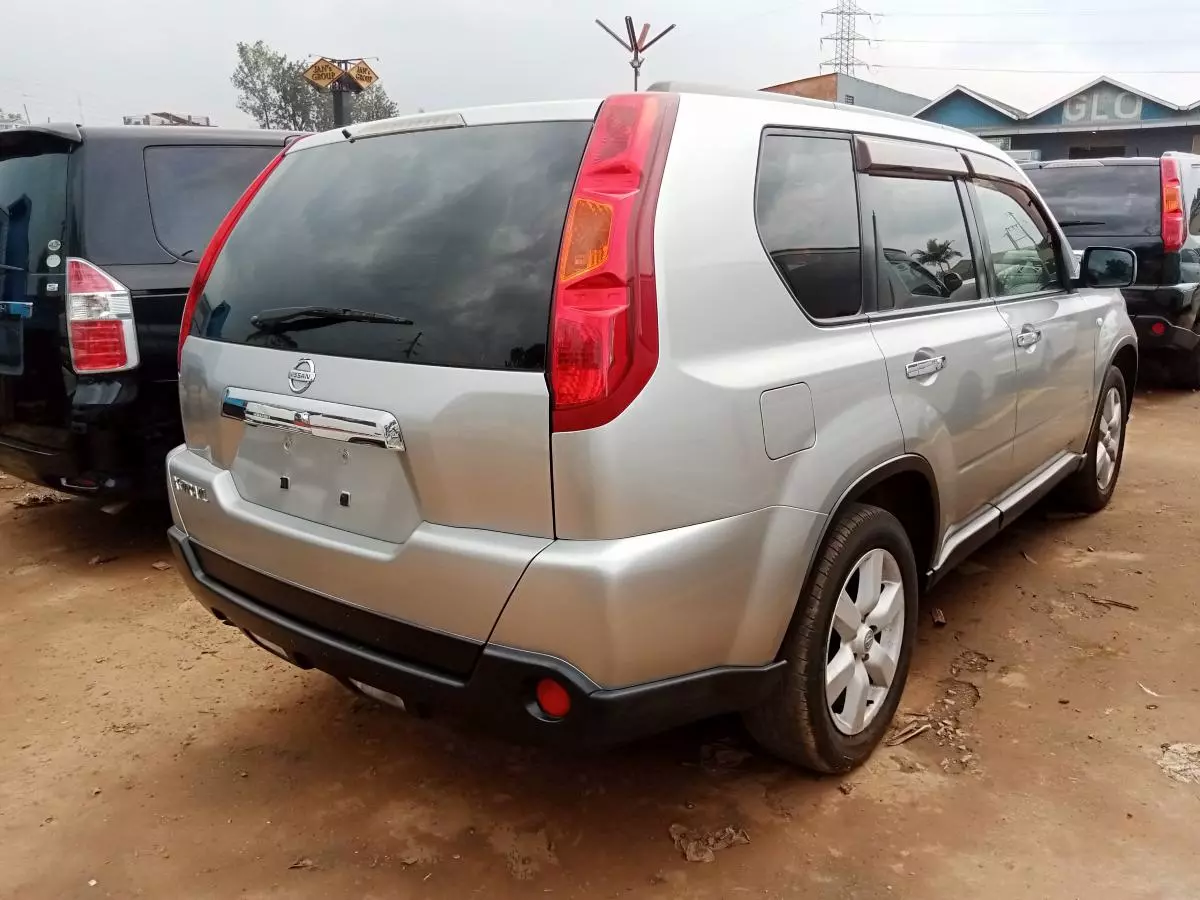 Nissan X-Trail   - 2009