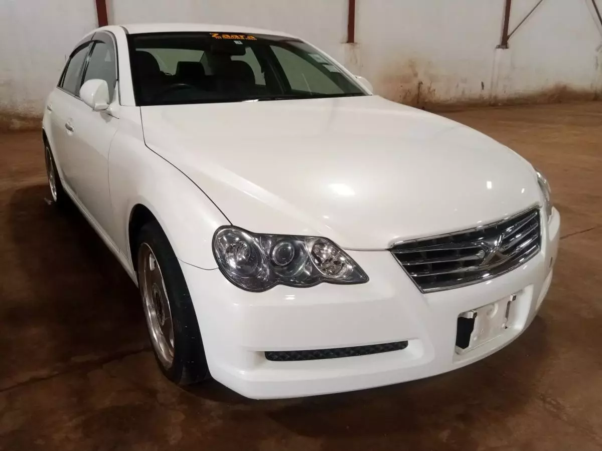 Toyota Mark X   - 2009