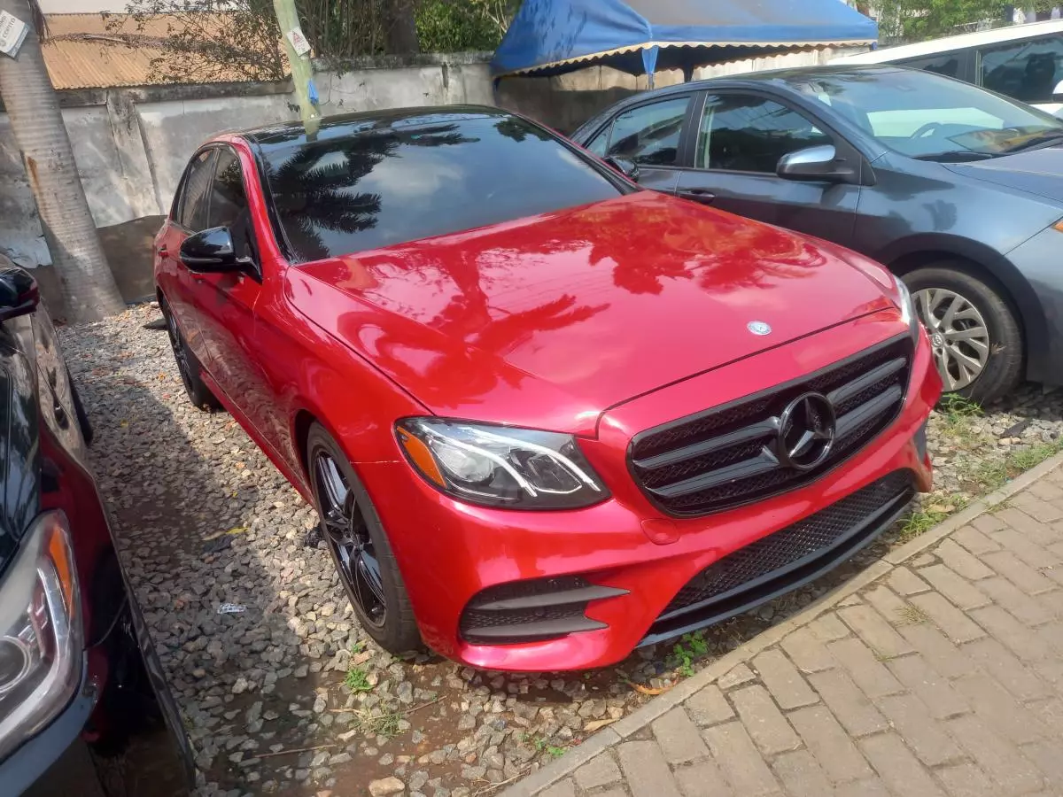 Mercedes-Benz C 300   - 2017