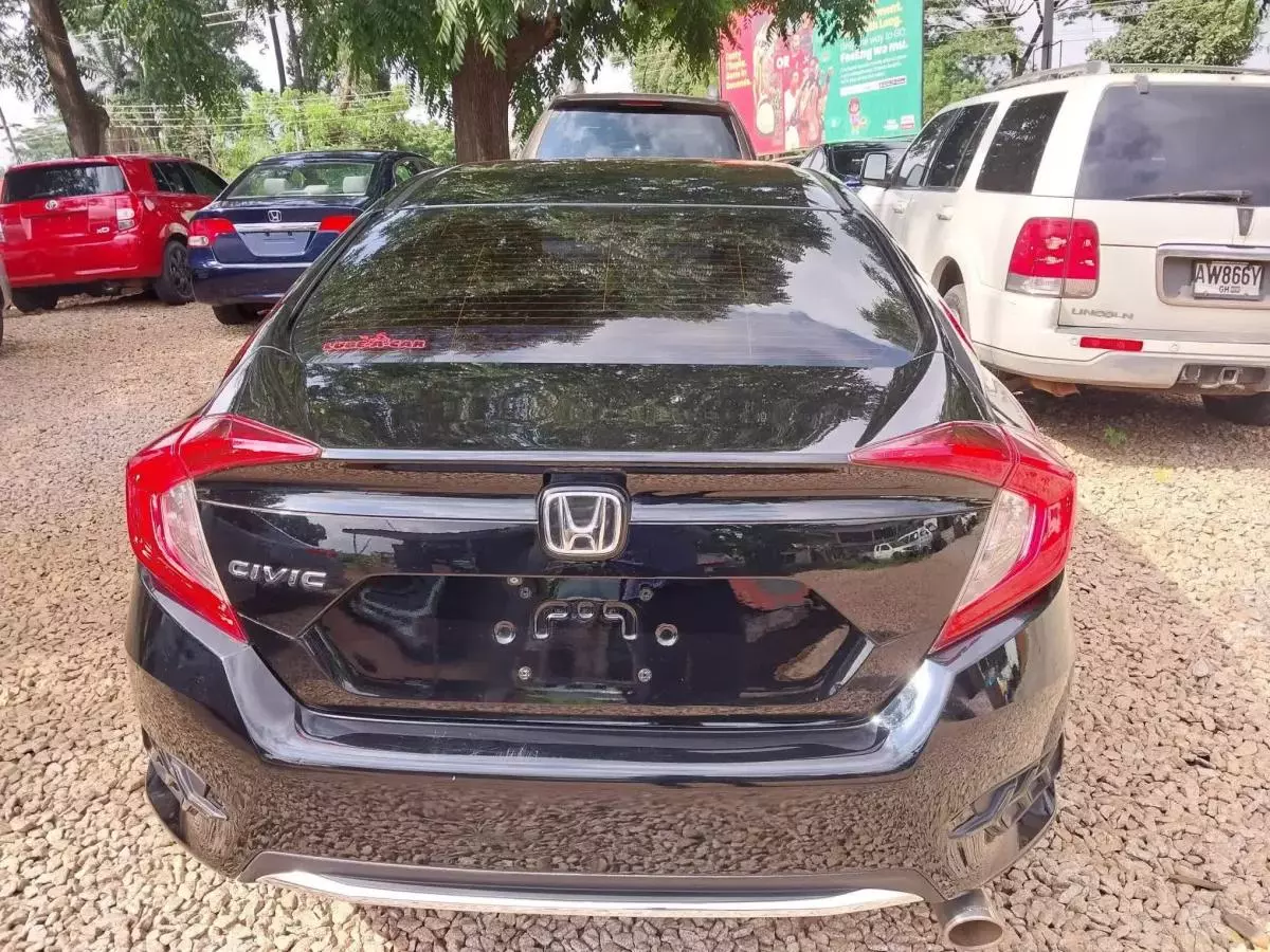 Honda Civic   - 2012