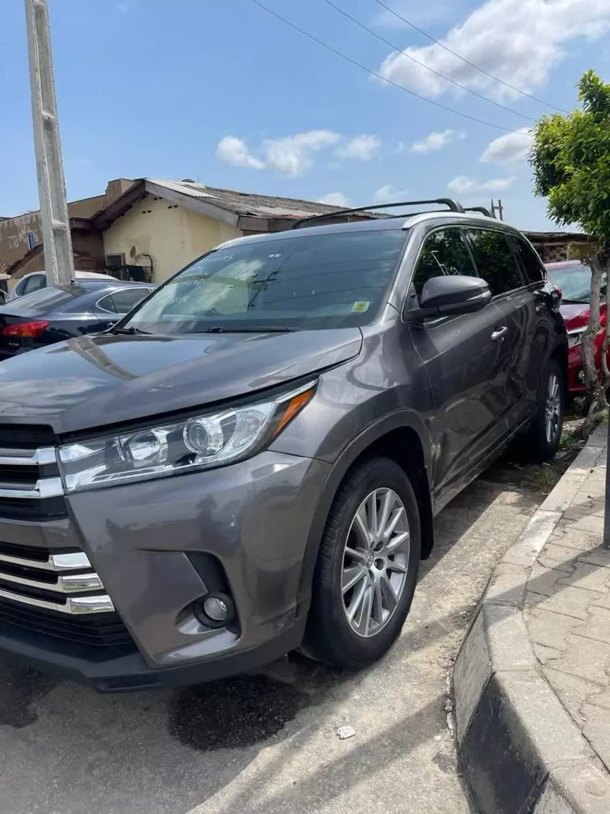 Toyota Highlander   - 2015