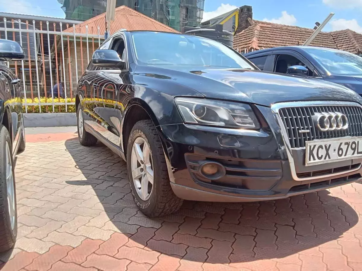 Audi Q5   - 2012