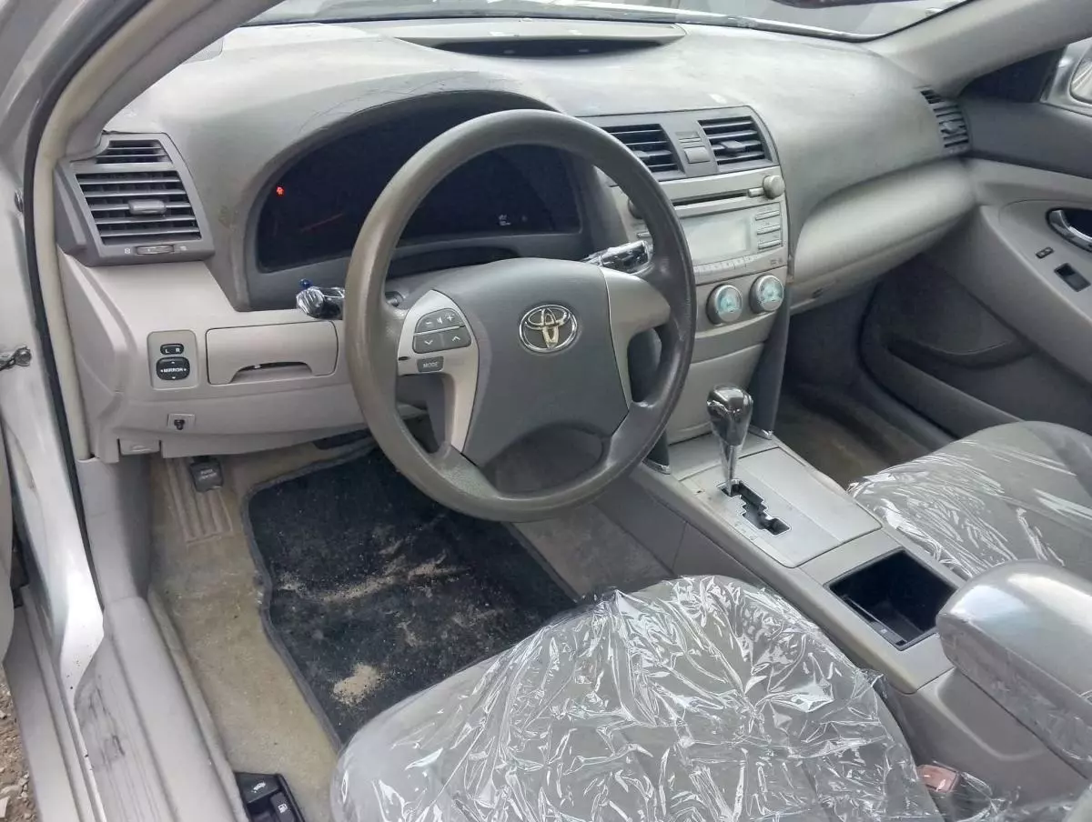 Toyota Camry   - 2007