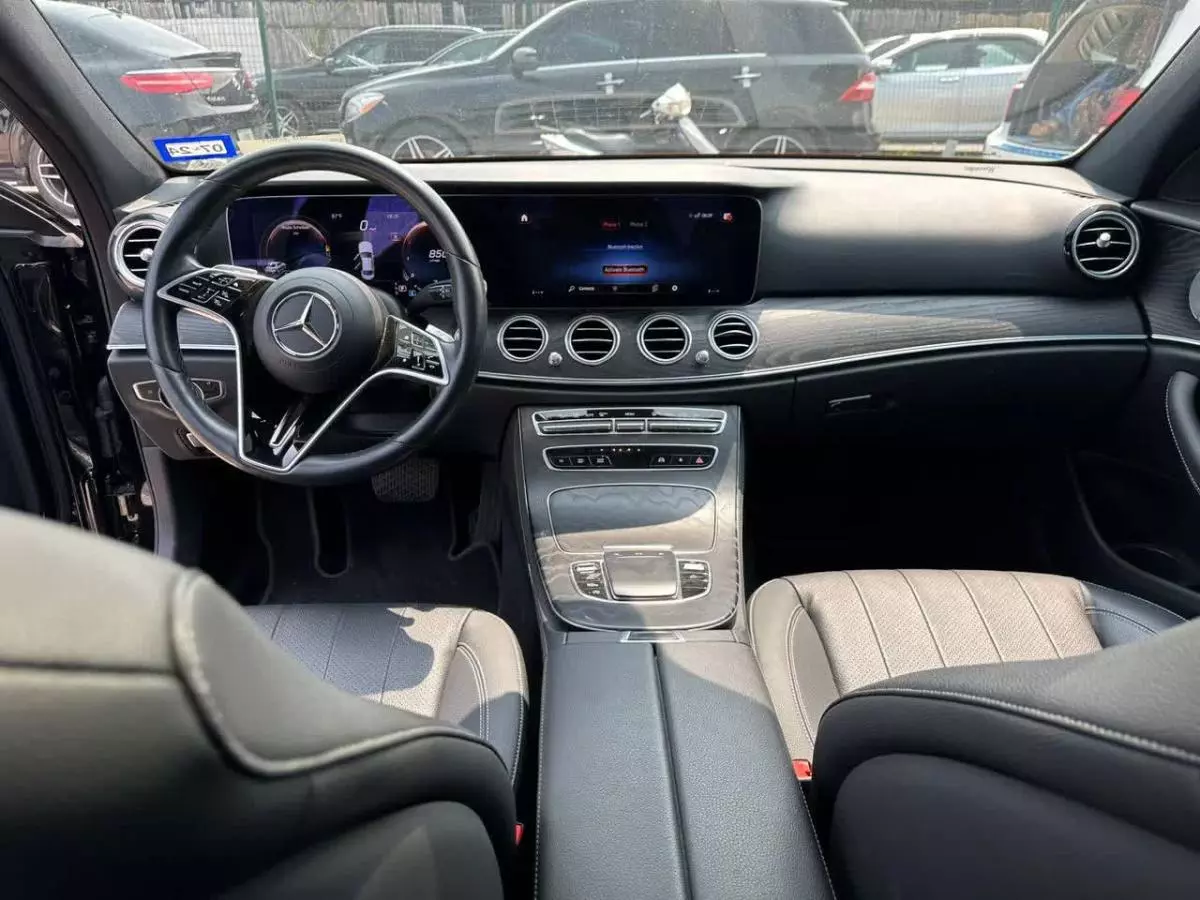 Mercedes-Benz E 350   - 2021