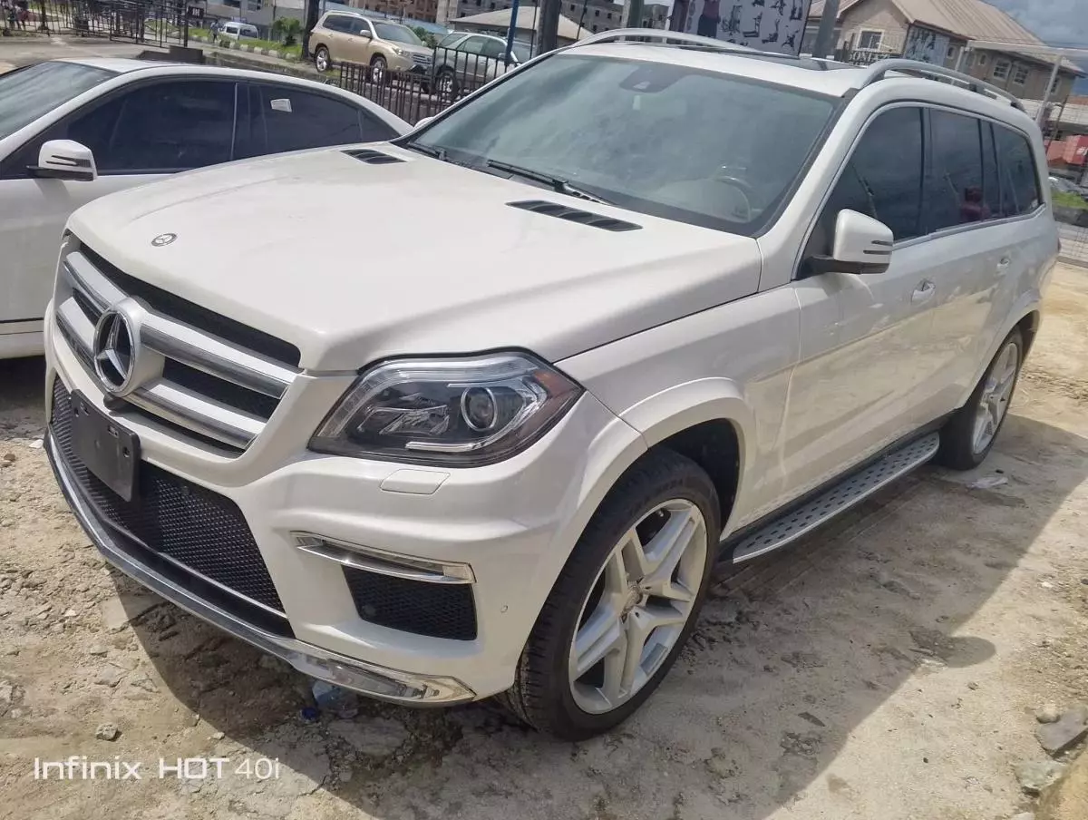 Mercedes-Benz GL 550   - 2014