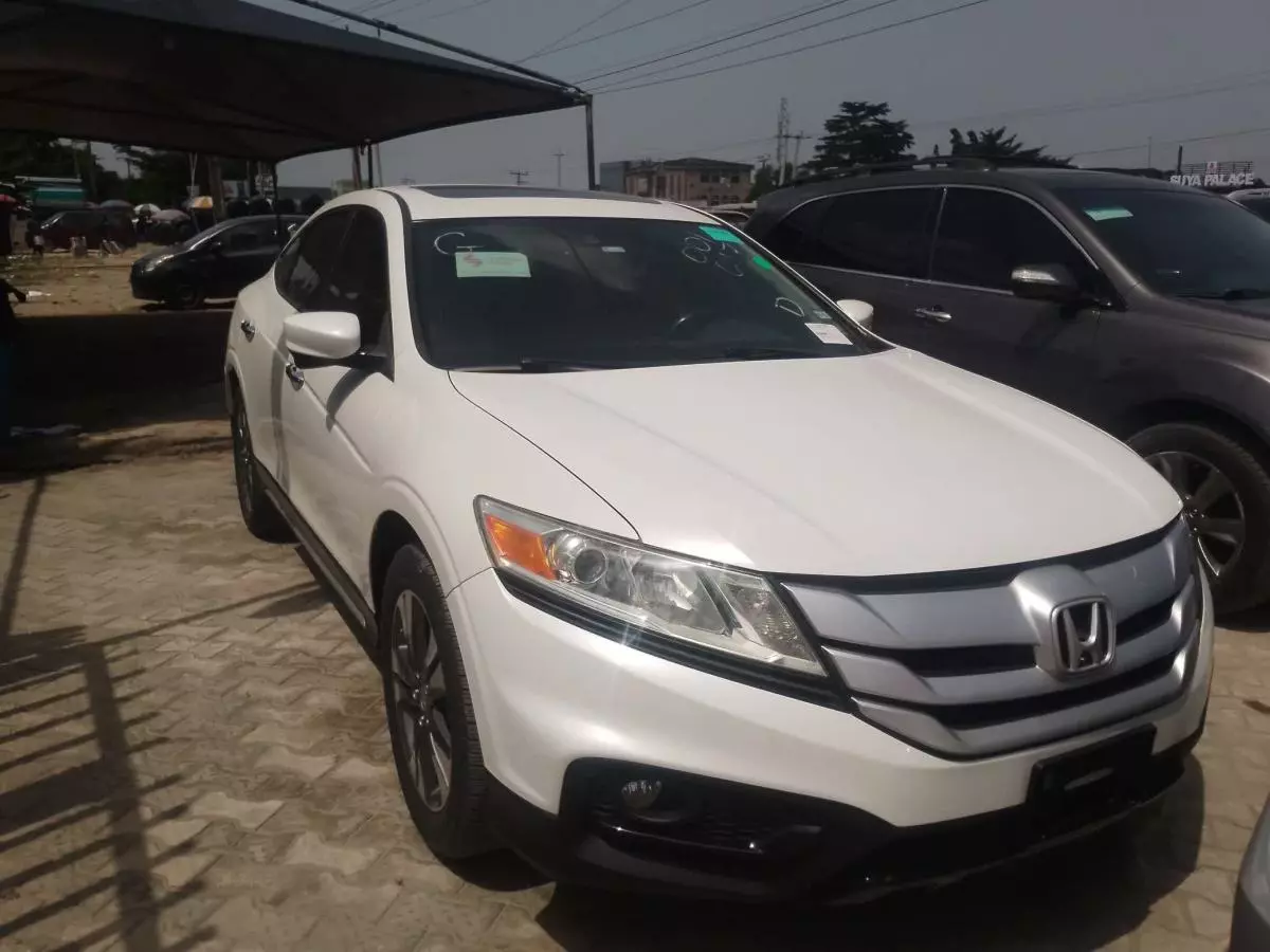 Honda Crosstour   - 2015