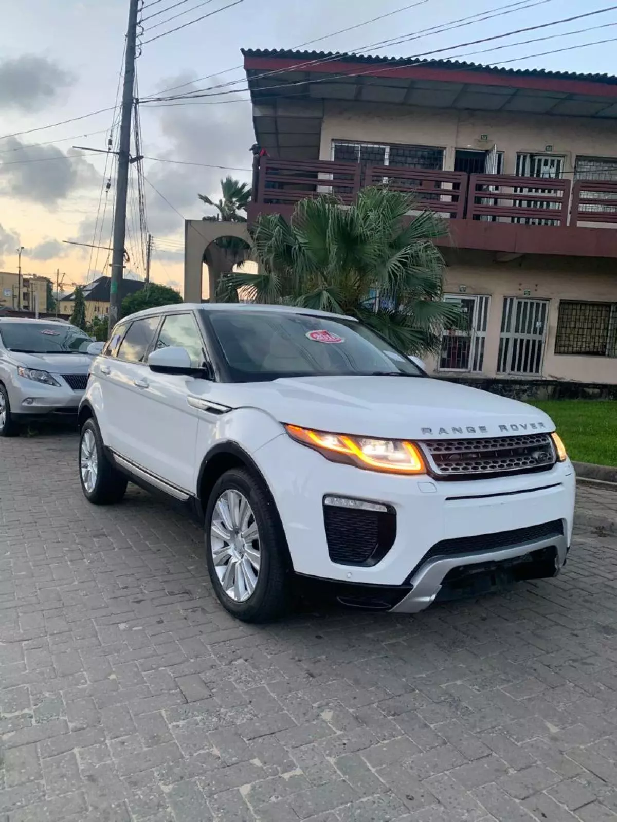 Land Rover Range Rover Evoque   - 2016