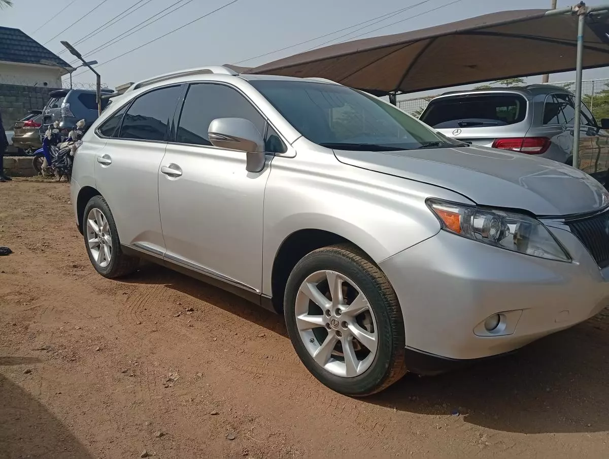 Lexus RX 350   - 2010