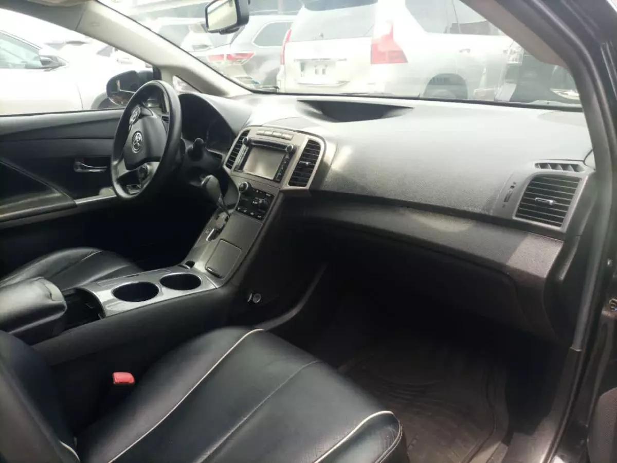 Toyota Venza - 2014