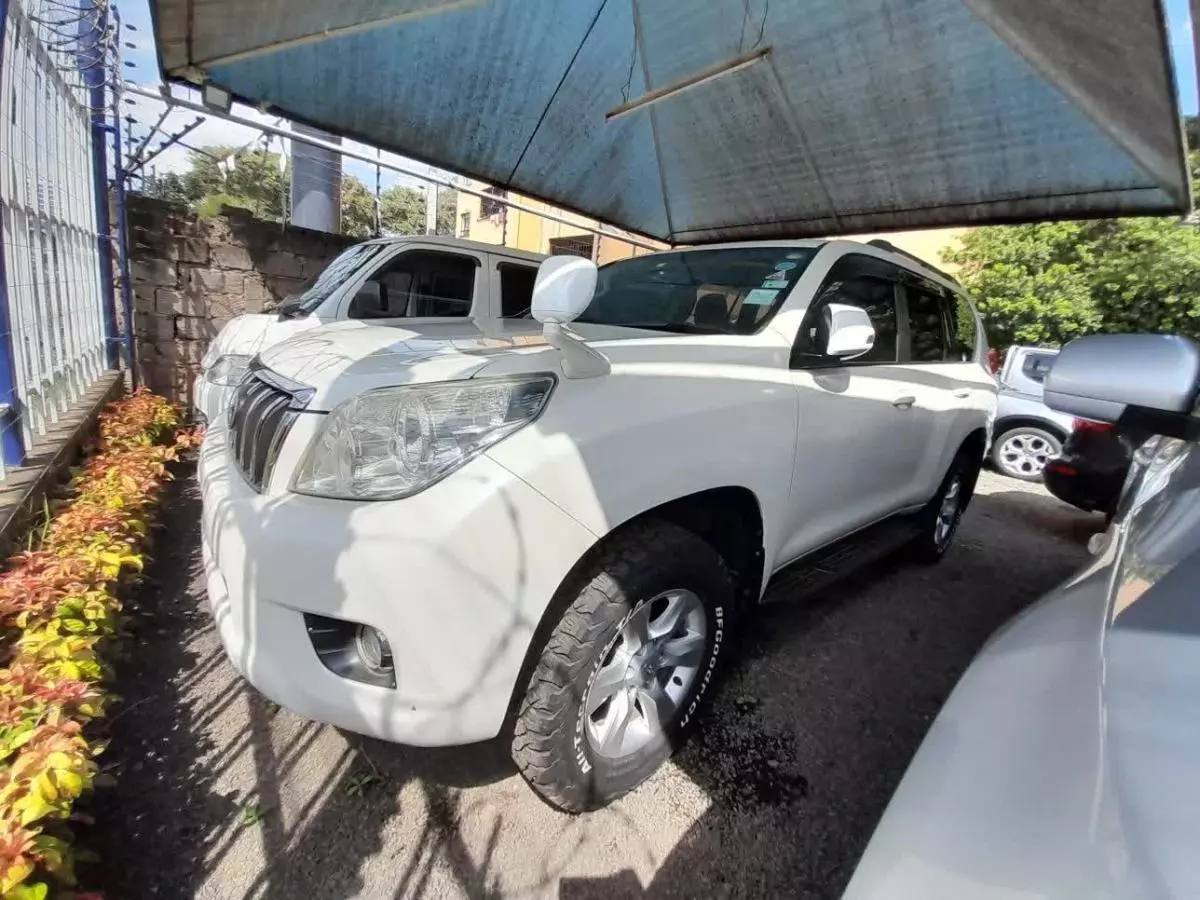 Toyota Landcruiser prado TX - 2012