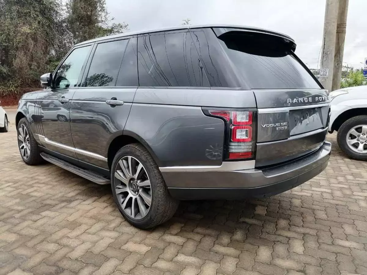 Land Rover Range Rover Vogue - 2015