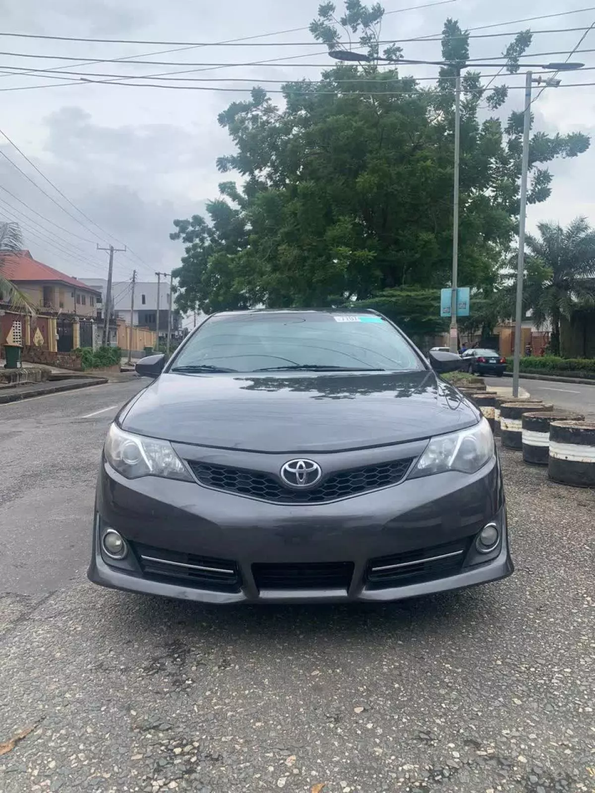 Toyota Camry   - 2013