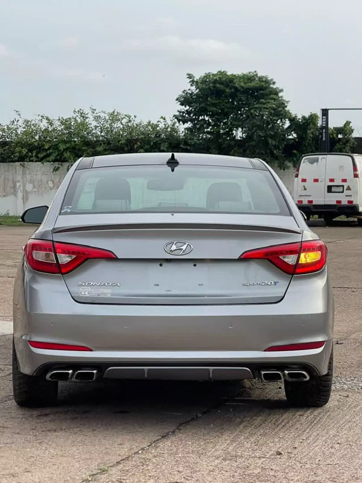 Hyundai Sonata   - 2015