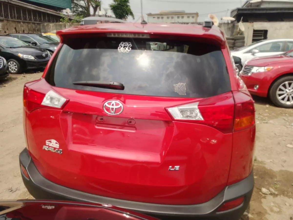 Toyota RAV 4   - 2014