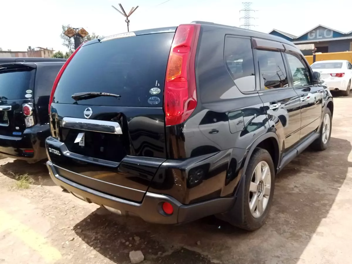 Nissan X-Trail   - 2009