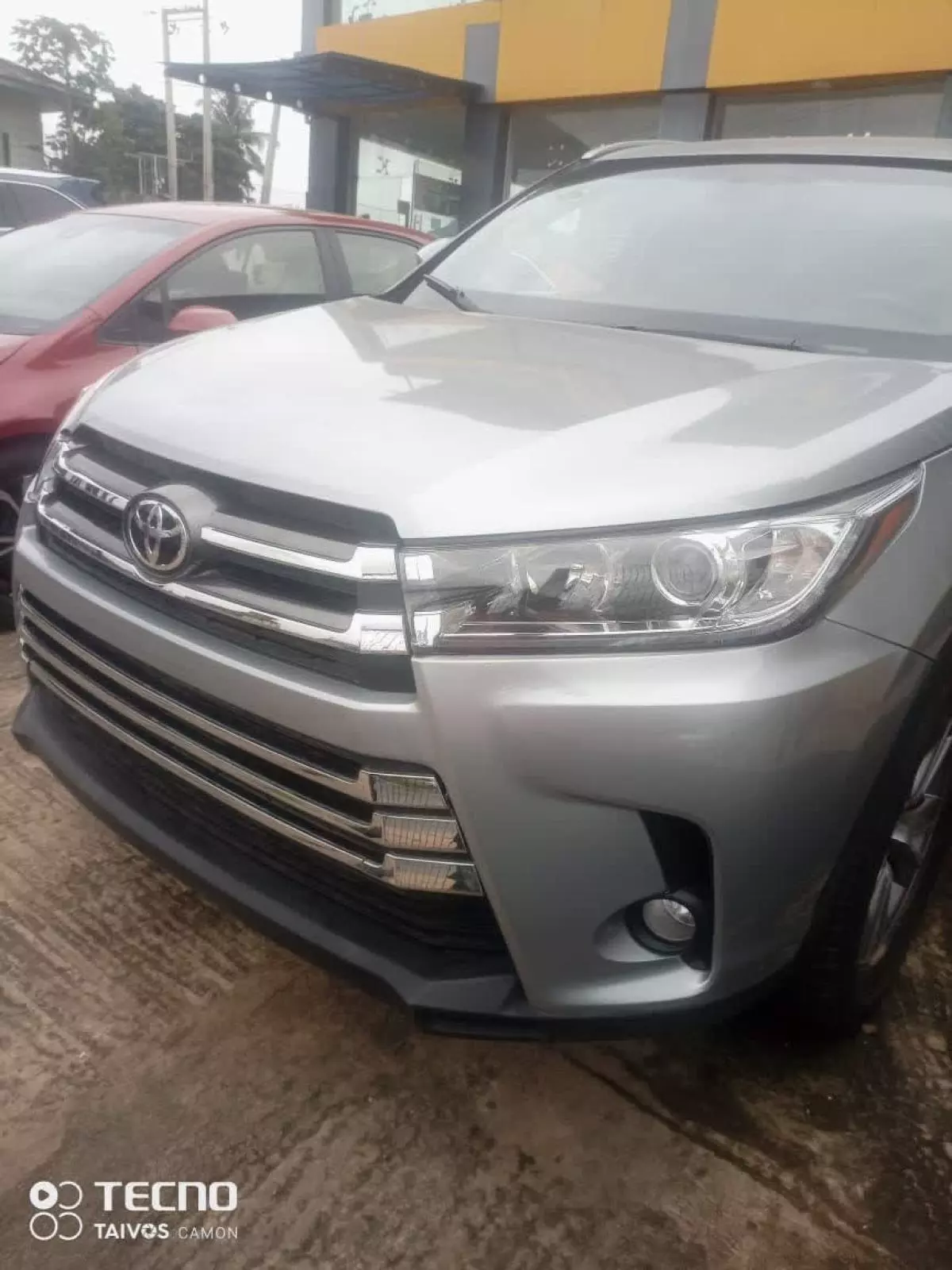 Toyota Highlander   - 2014