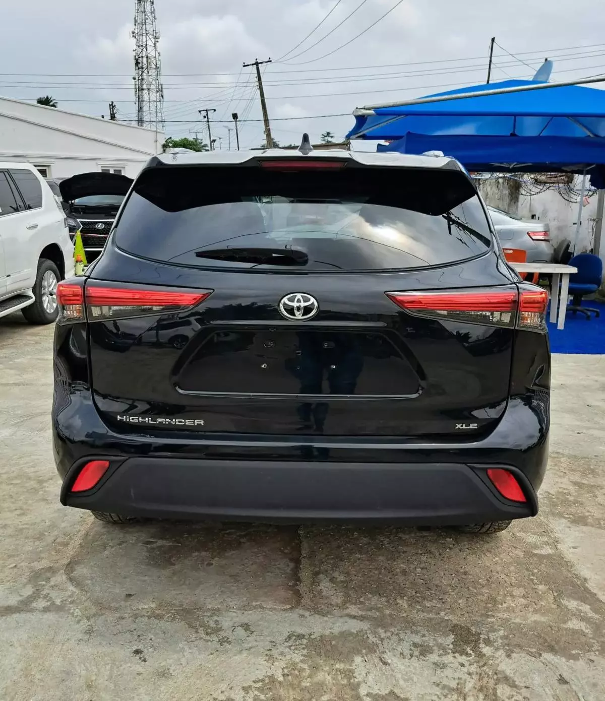 Toyota Highlander   - 2020