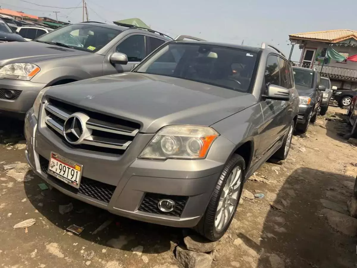 Mercedes-Benz GLK 350   - 2011