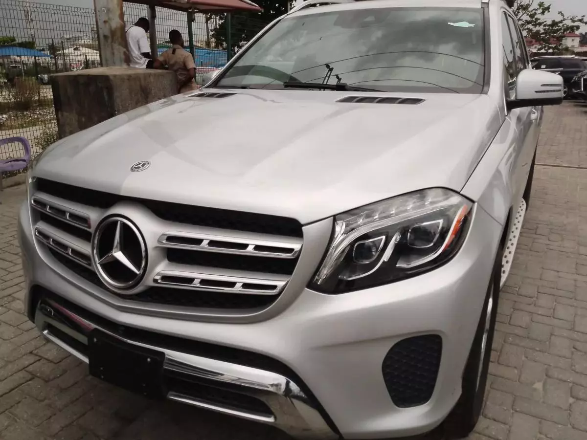 Mercedes-Benz GLS 450   - 2017