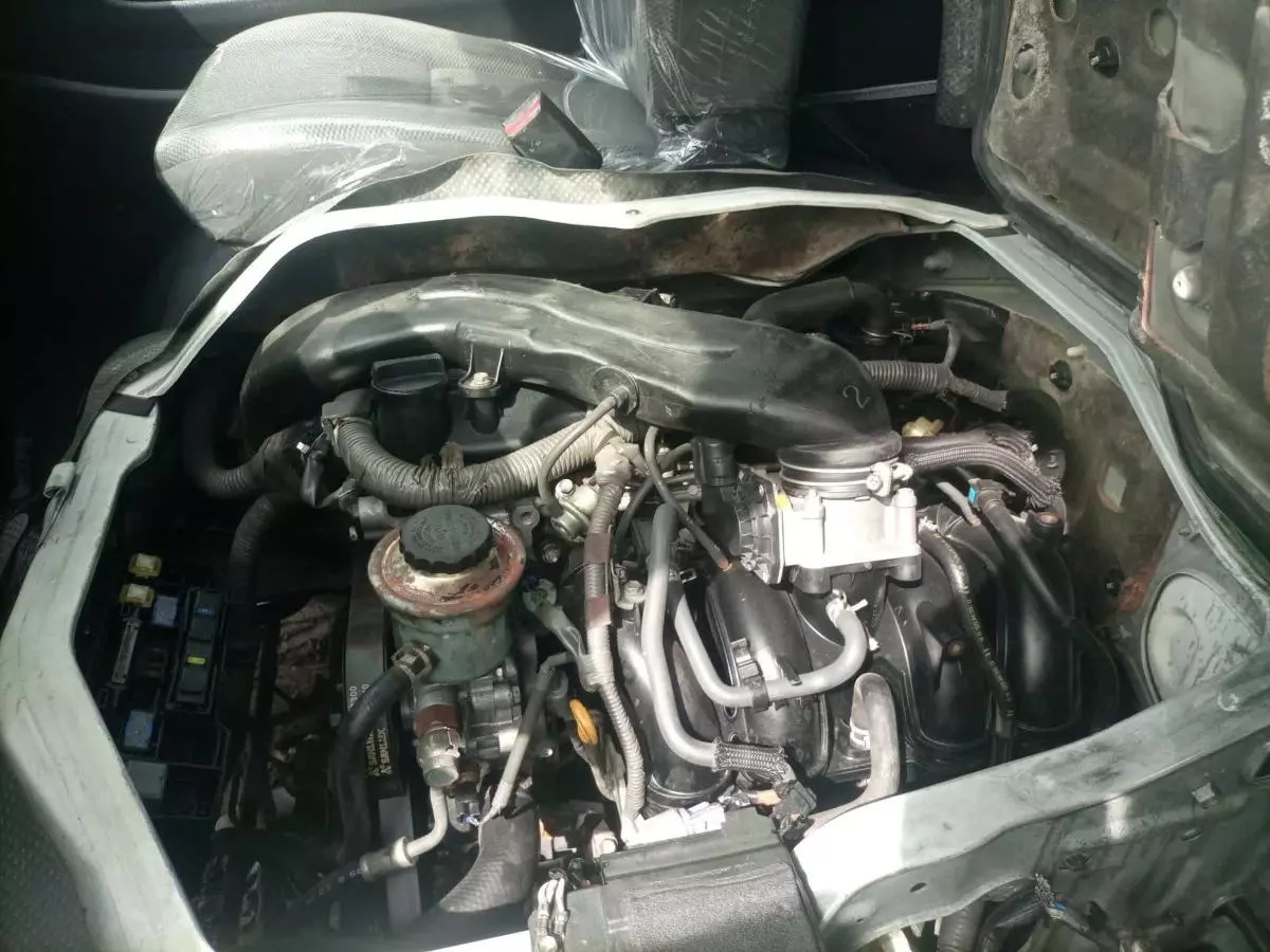 Toyota Hiace - 2013