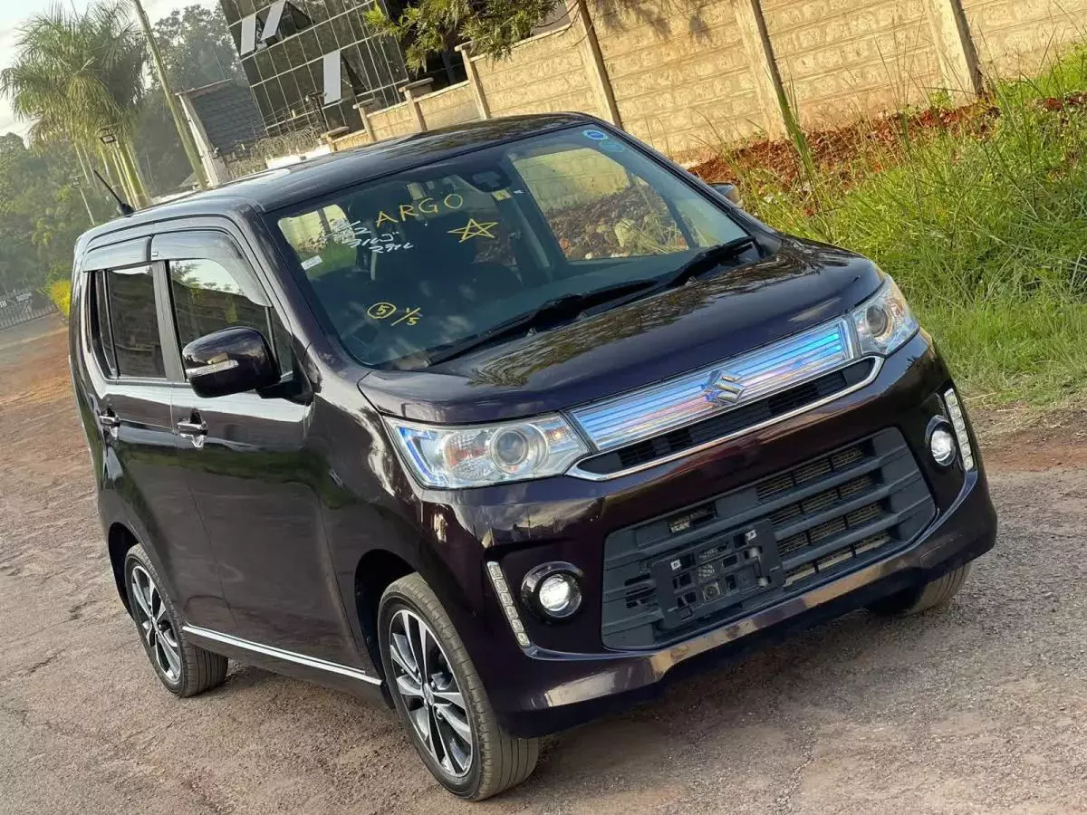 SUZUKI Wagon R - 2016