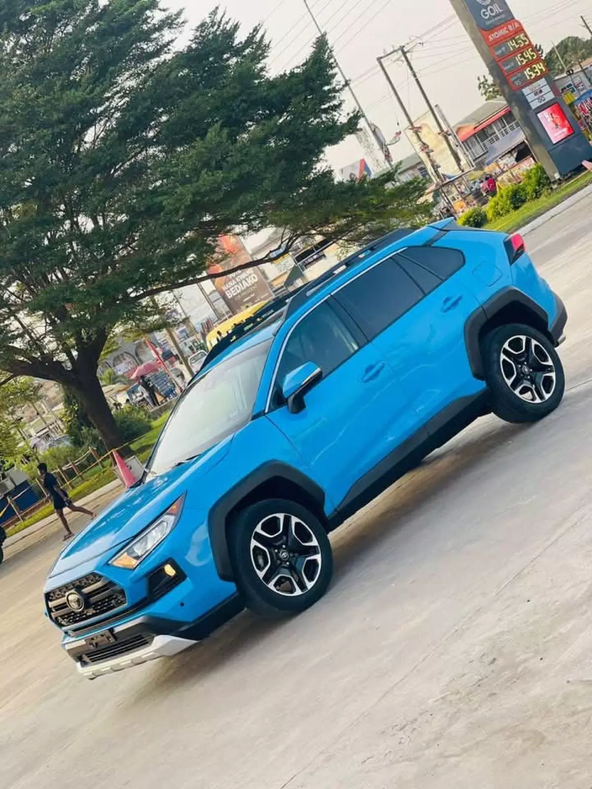 Toyota RAV 4   - 2019