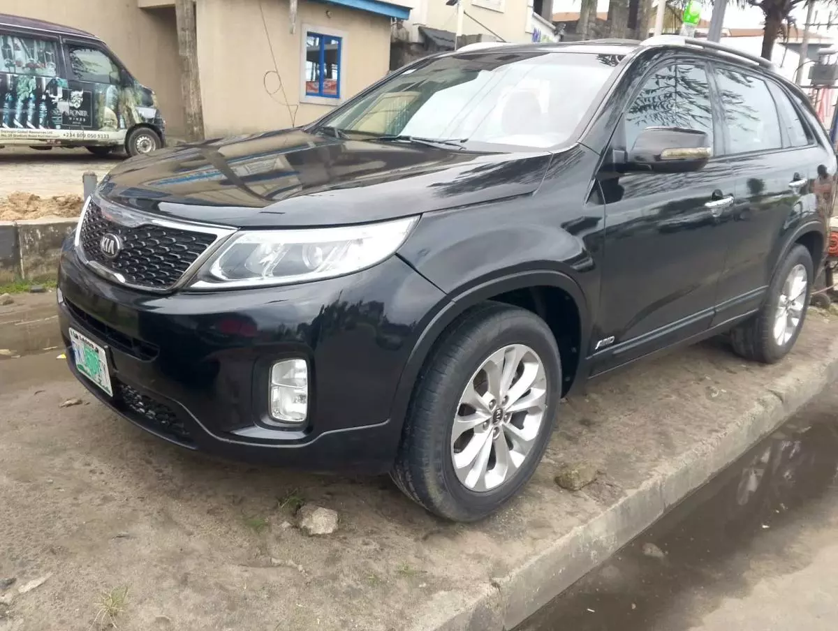 KIA Sorento   - 2015