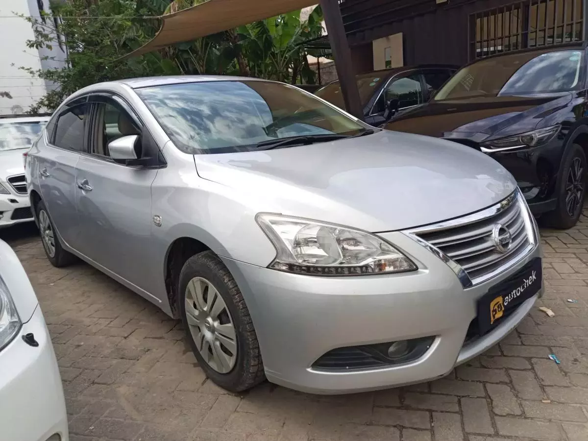 Nissan Sylphy   - 2015