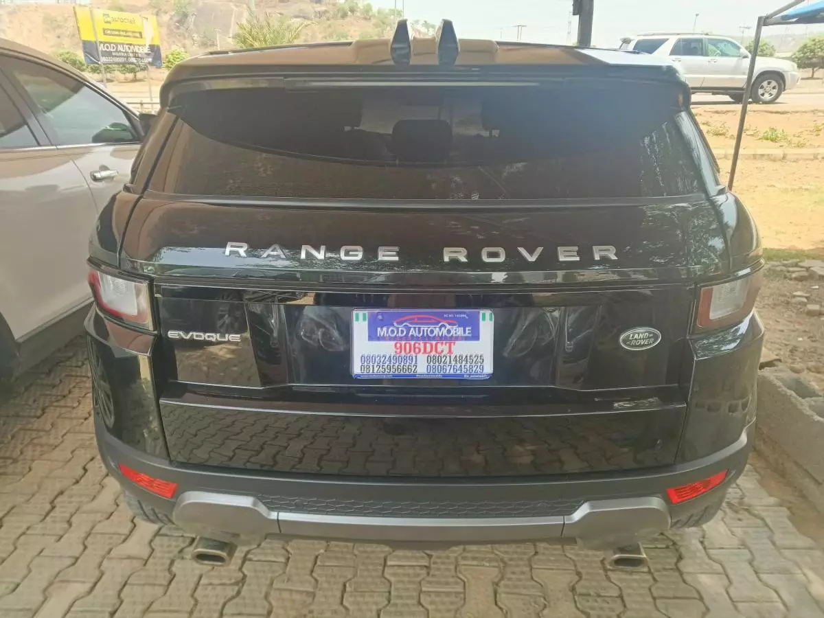 Land Rover Range Rover Evoque   - 2017