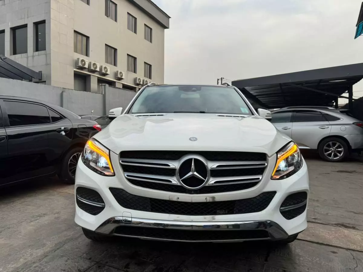 Mercedes-Benz GLE 350   - 2016