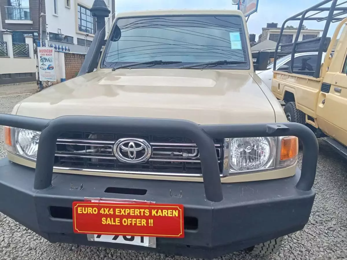 Toyota Land Cruiser 79 Single Cabin   - 2013