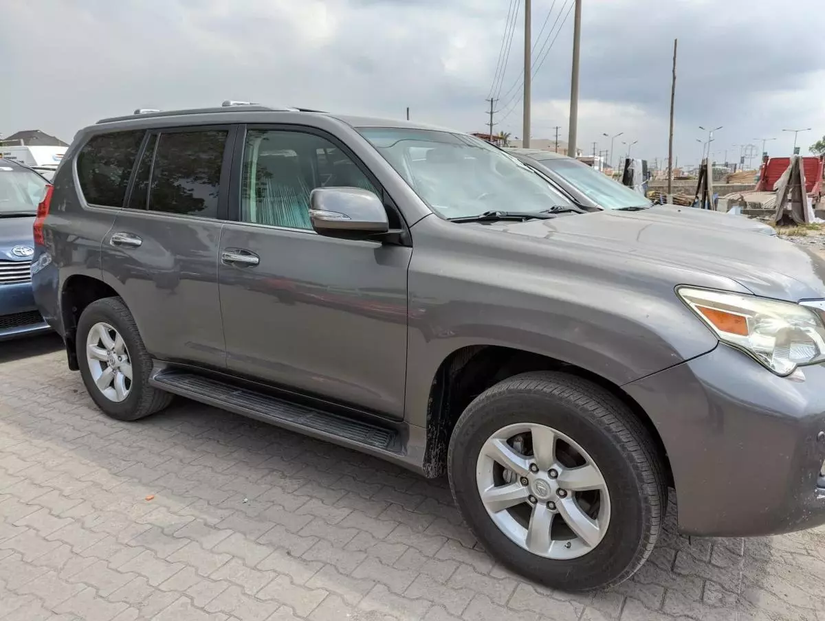 Lexus GX 460 - 2010