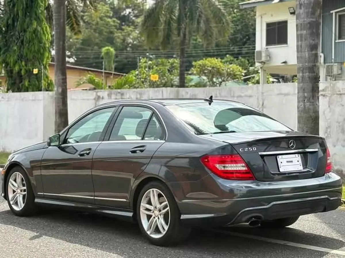 Mercedes-Benz C 250   - 2013