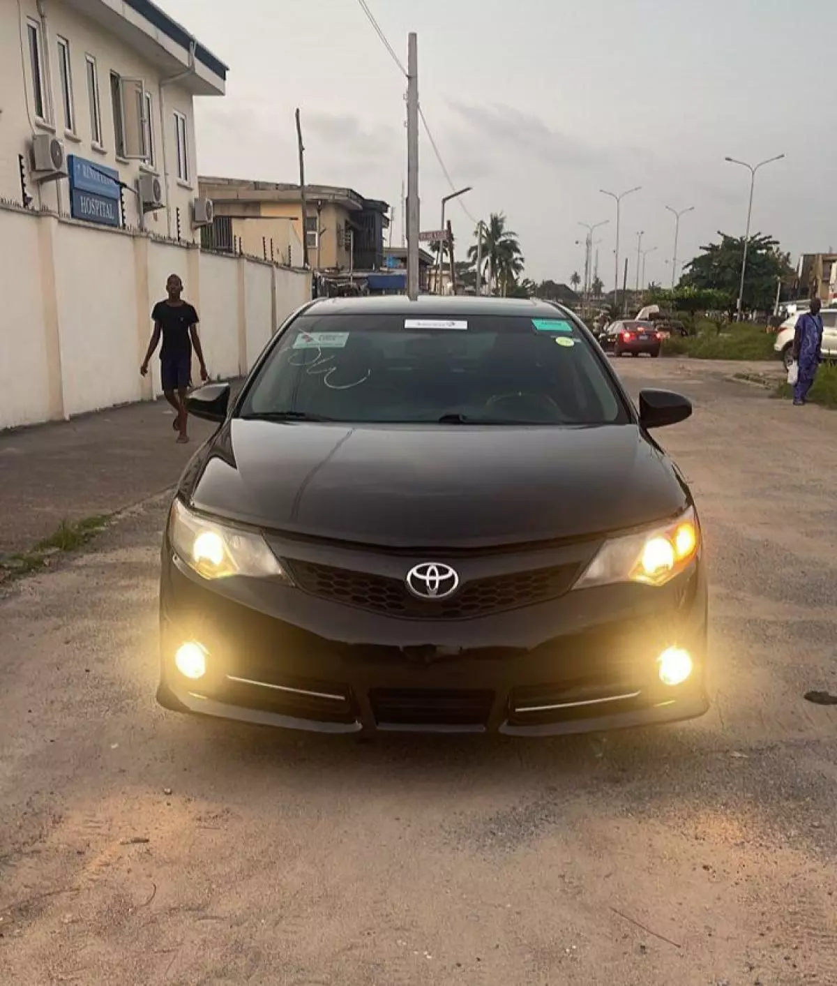 Toyota Camry   - 2013