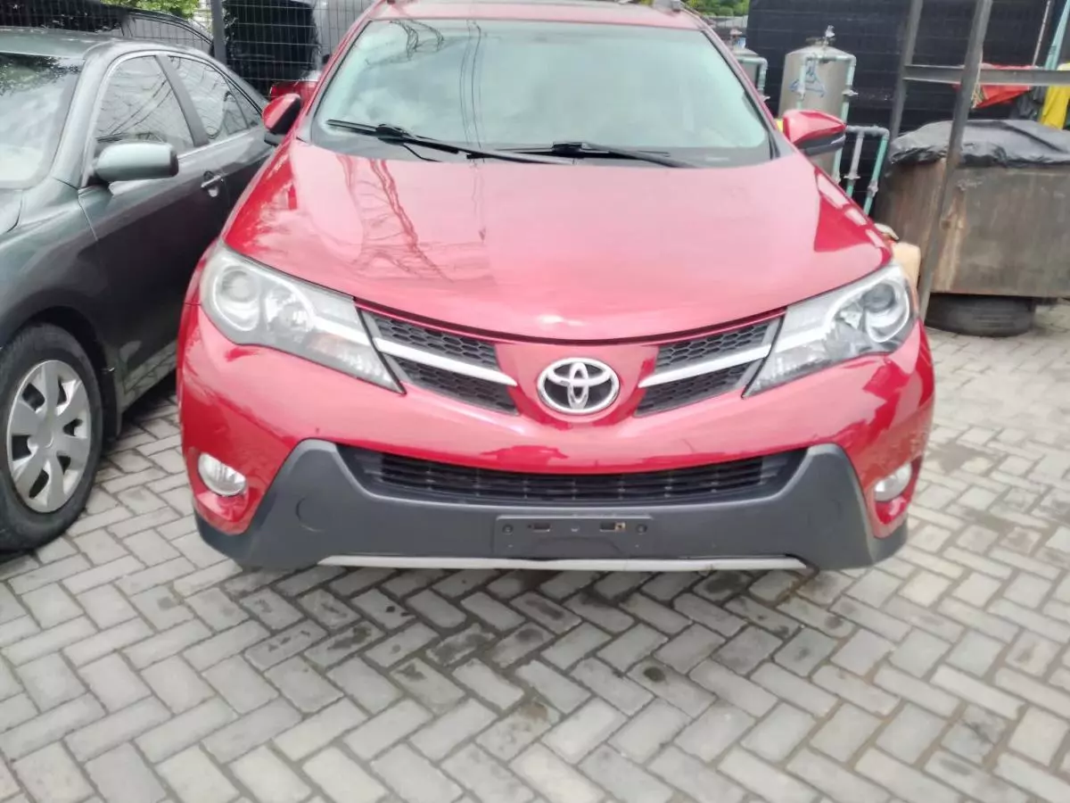 Toyota RAV 4   - 2014