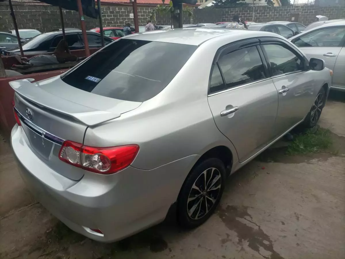 Toyota Corolla - 2011