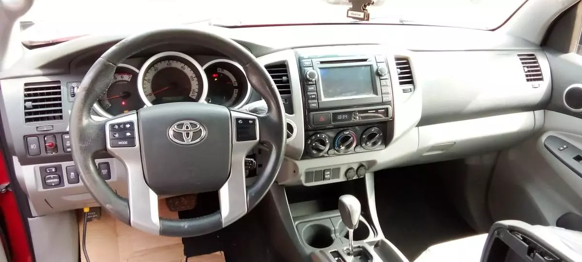 Toyota Tacoma - 2013