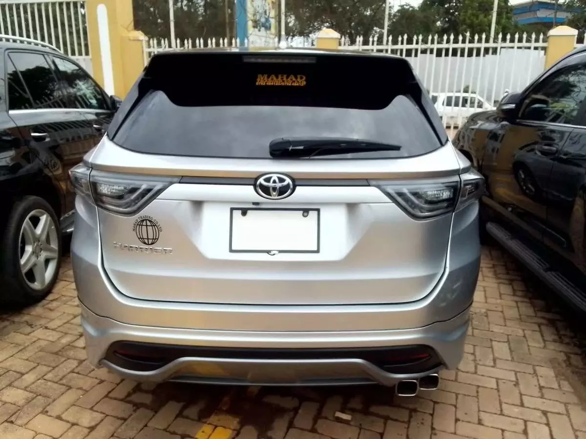Toyota Harrier - 2014