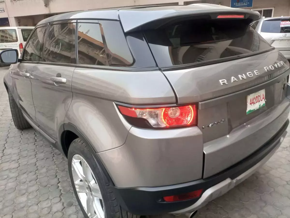 Land Rover Range Rover Evoque - 2012