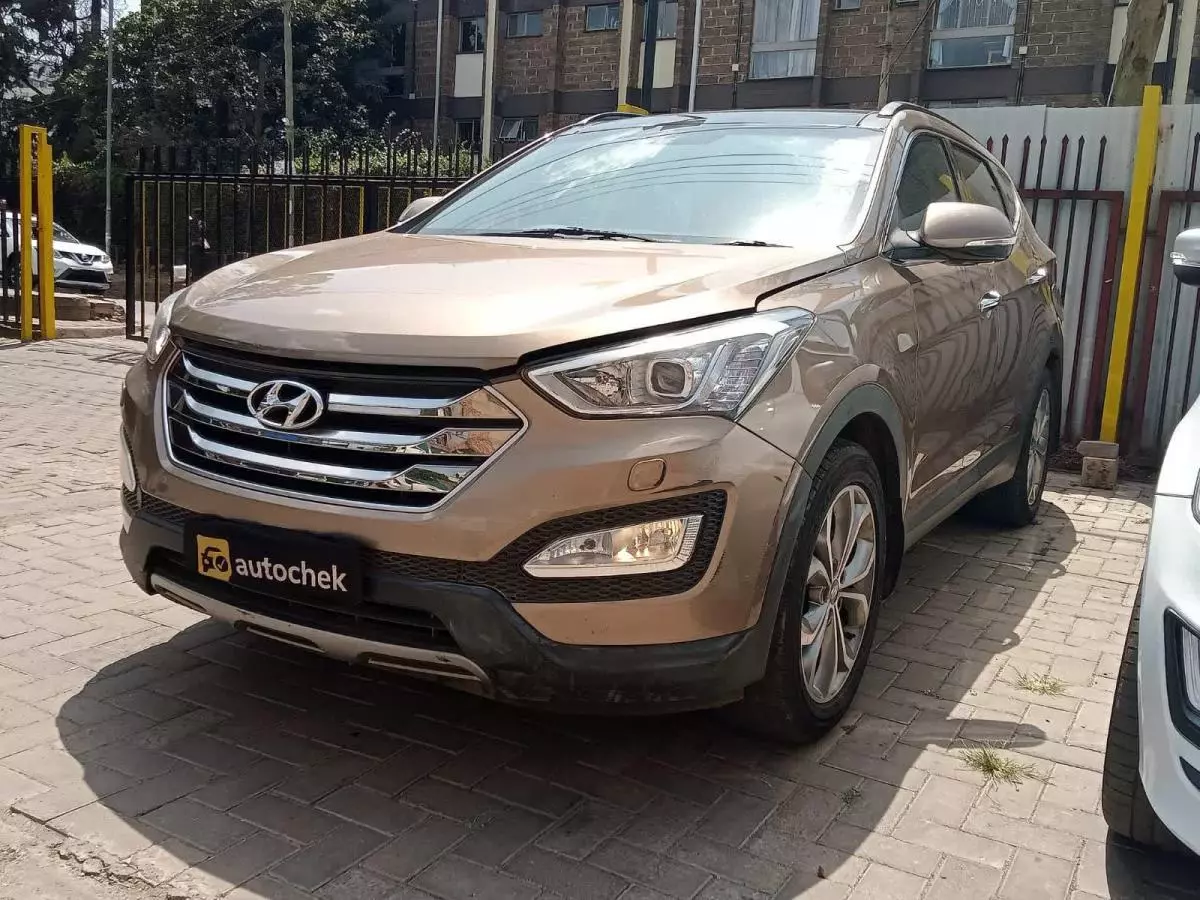Hyundai Santa Fe - 2014