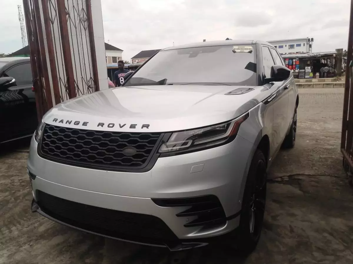 Land Rover Range Rover Velar   - 2018