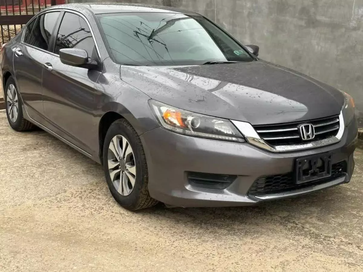 Honda Accord   - 2015