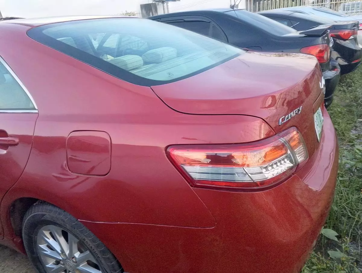 Toyota Camry   - 2007