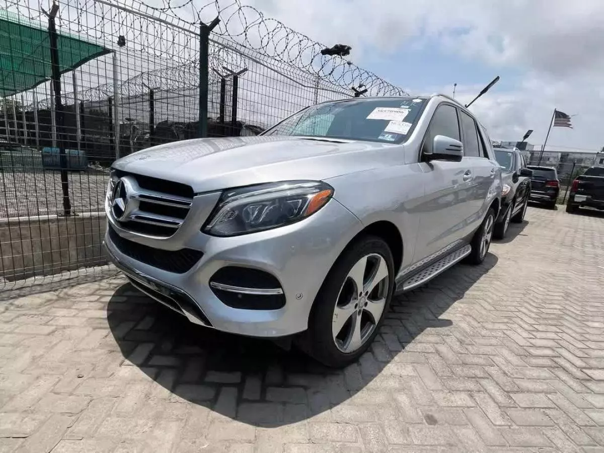 Mercedes-Benz GLE 350   - 2016