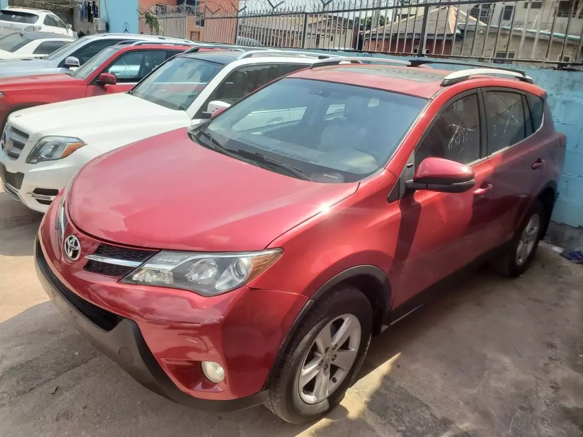 Toyota RAV 4   - 2013