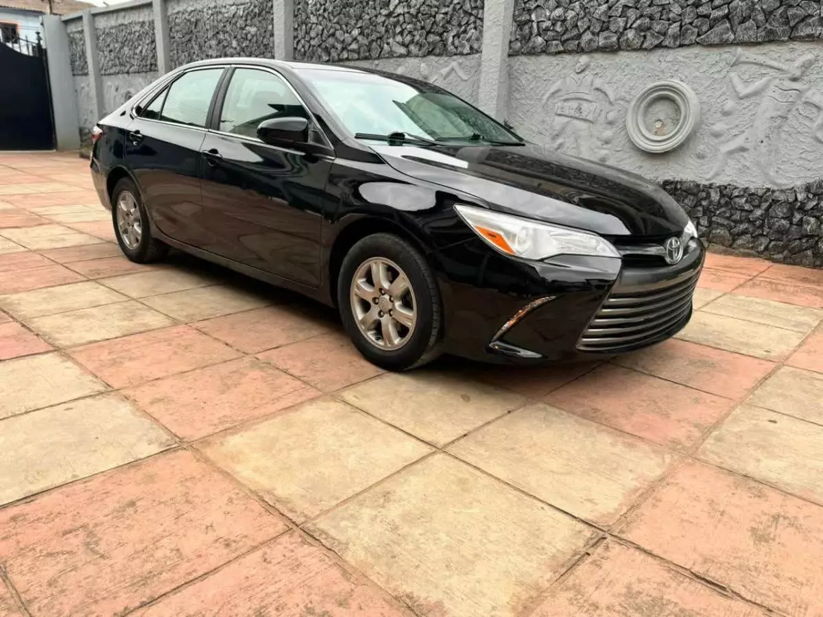 Toyota Camry   - 2015