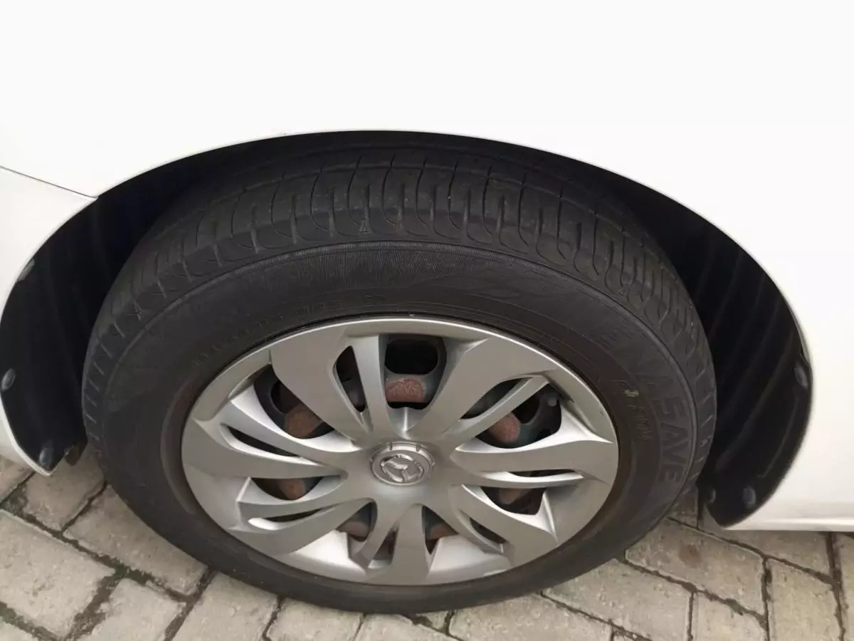 Mazda Demio - 2015