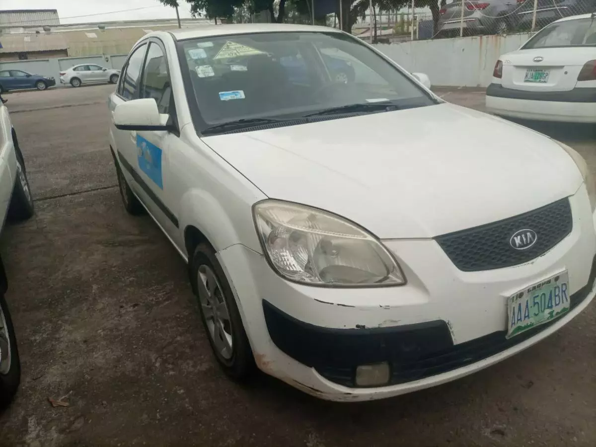 KIA Rio   - 2009