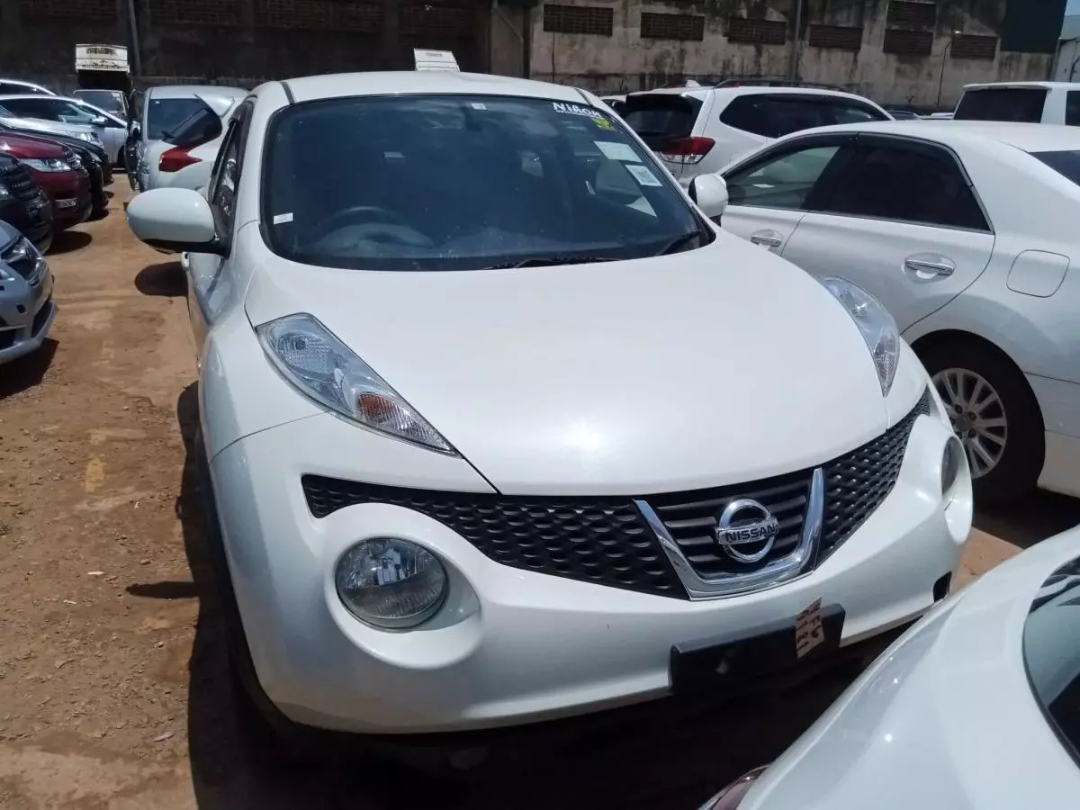 Nissan Juke   - 2014